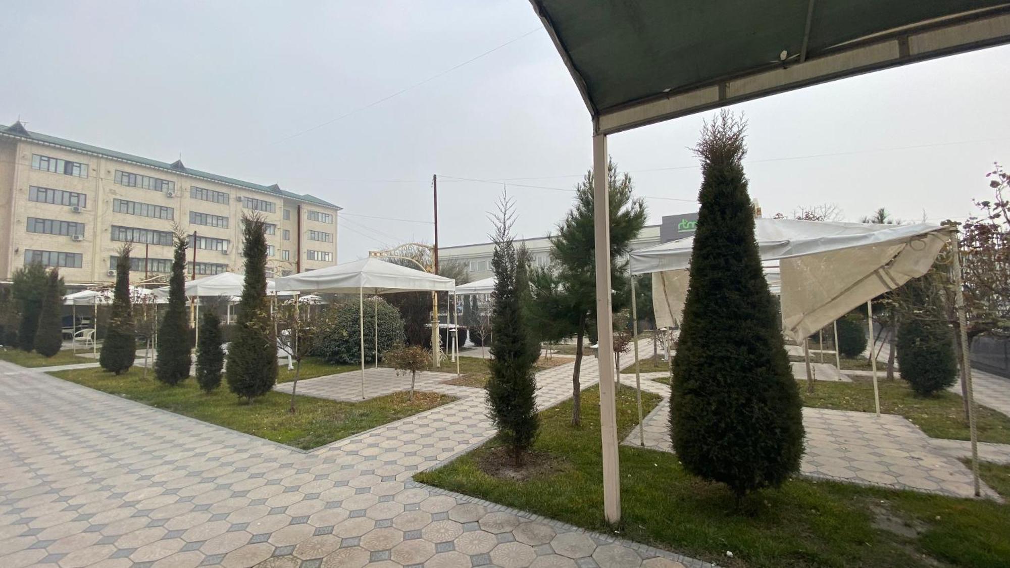 Diyor Hotel Marghilon Exterior photo