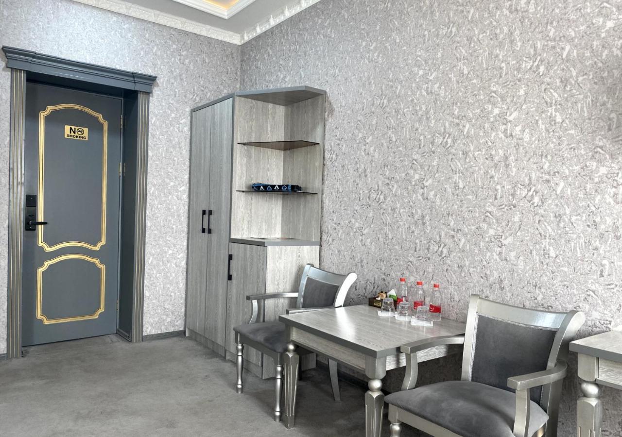 Diyor Hotel Marghilon Exterior photo