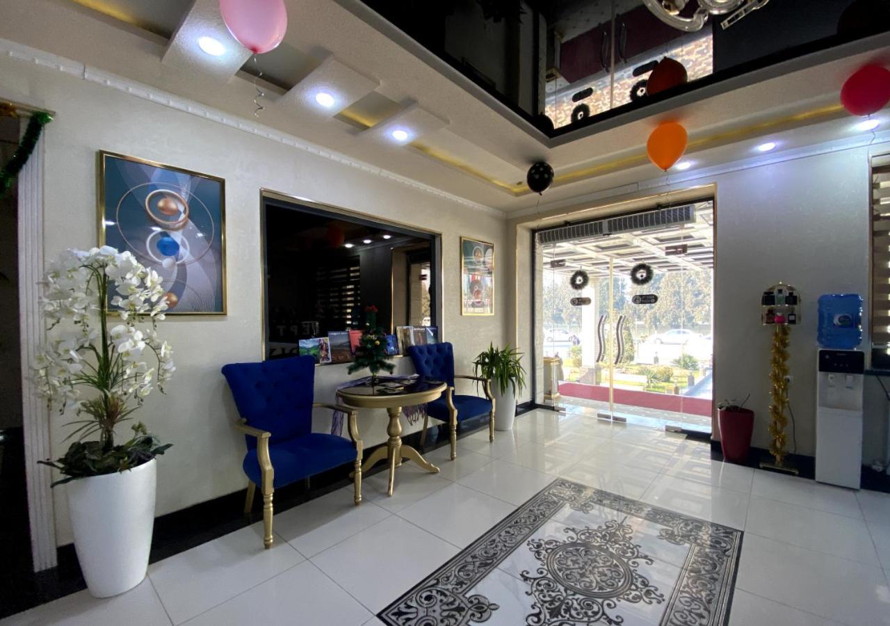 Diyor Hotel Marghilon Exterior photo