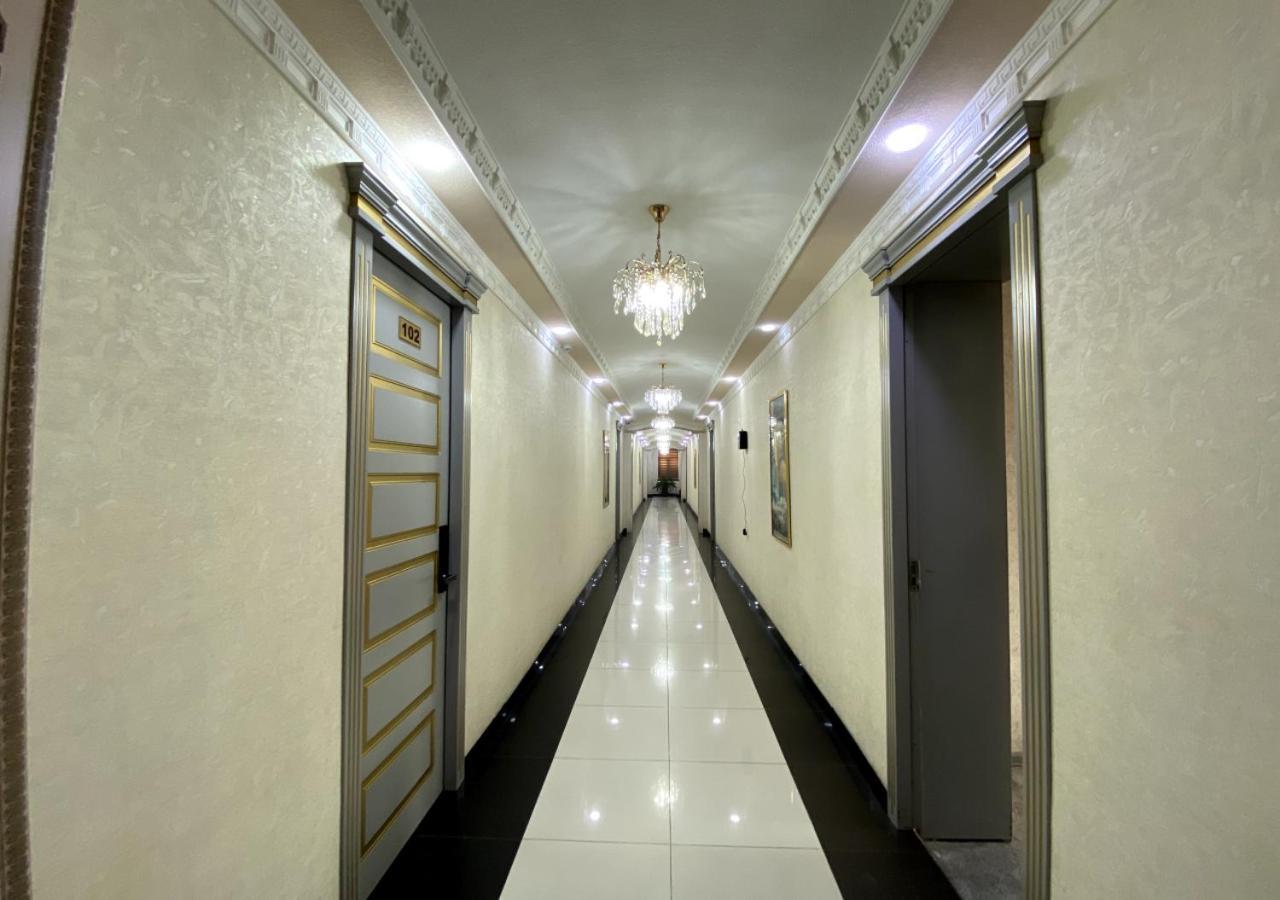 Diyor Hotel Marghilon Exterior photo